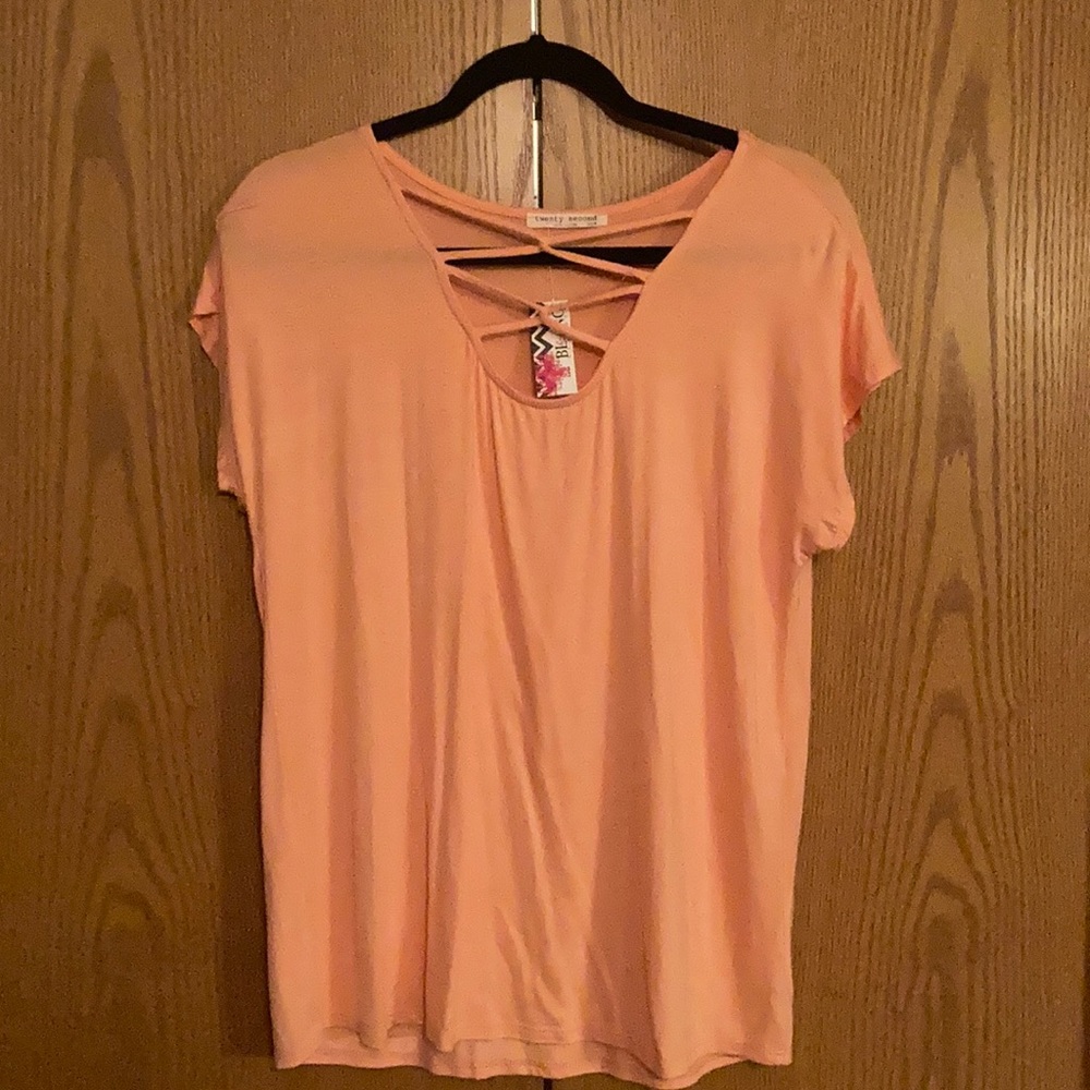 Cross cross vneck